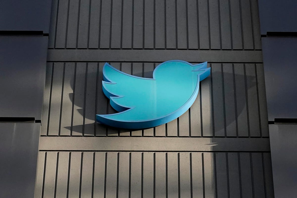 Verified Users With Blue Check Marks Threaten To ‘Check Out’ Of Twitter